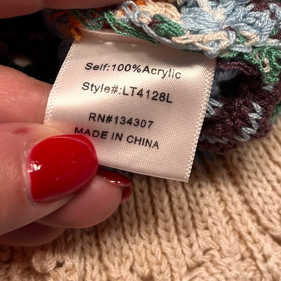 Line & Dot Multicolored Jenn Crochet Tank Size Medium - Picture 7 of 10